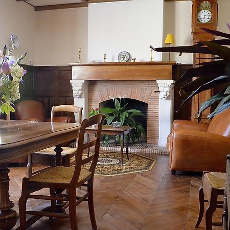 Le Vieux Noyer Bed & Breakfast Saint-Maurice-de-Tavernole Exterior photo