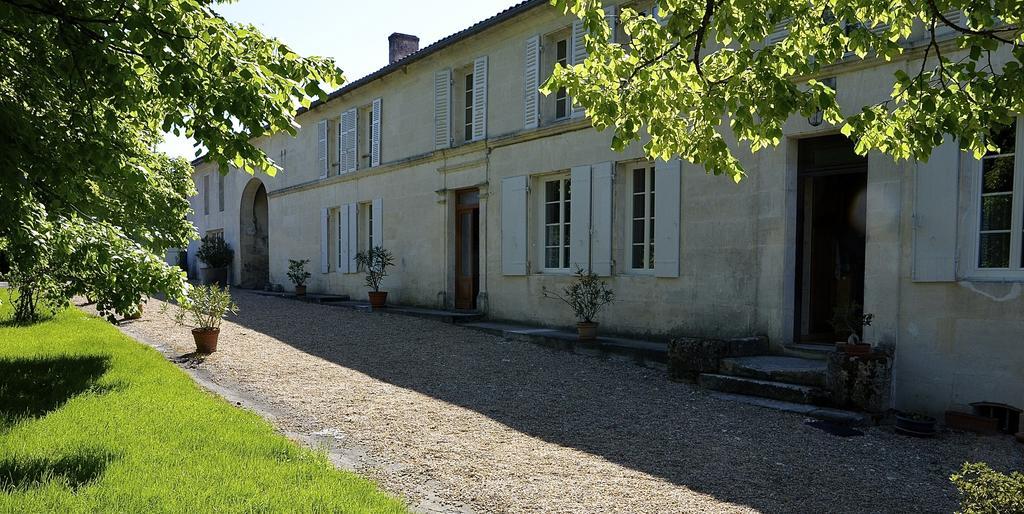 Le Vieux Noyer Bed & Breakfast Saint-Maurice-de-Tavernole Exterior photo